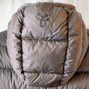 TNA Little Puff Down Vest *Brand New